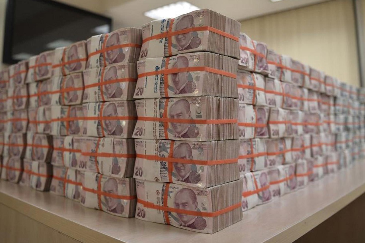 İlk iki sırada abi-kardeş var! İşte Türkiye\'nin en çok vergi veren isimleri