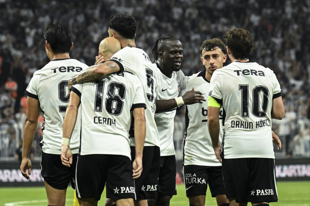 Kara Kartal pençeyi vurdu! Beşiktaş UEFA Avrupa Ligi'nde Play Off Turu’na yükseldi