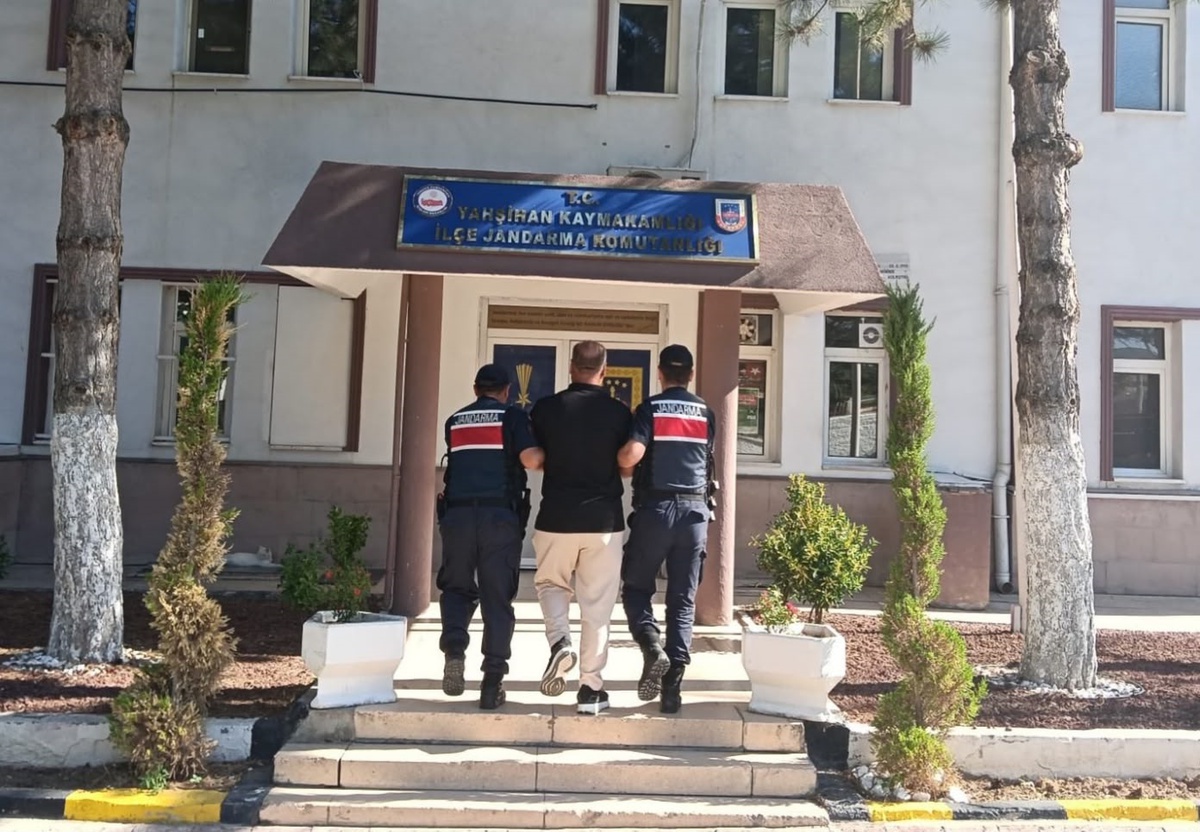 Kırıkkale\'de 2 Hükümlü Yakalandı