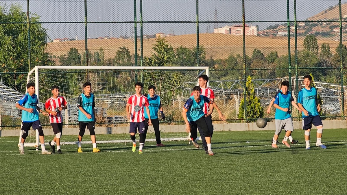 Kırıkkale\'de Kur\'an Kursları Arası Futbol Turnuvası