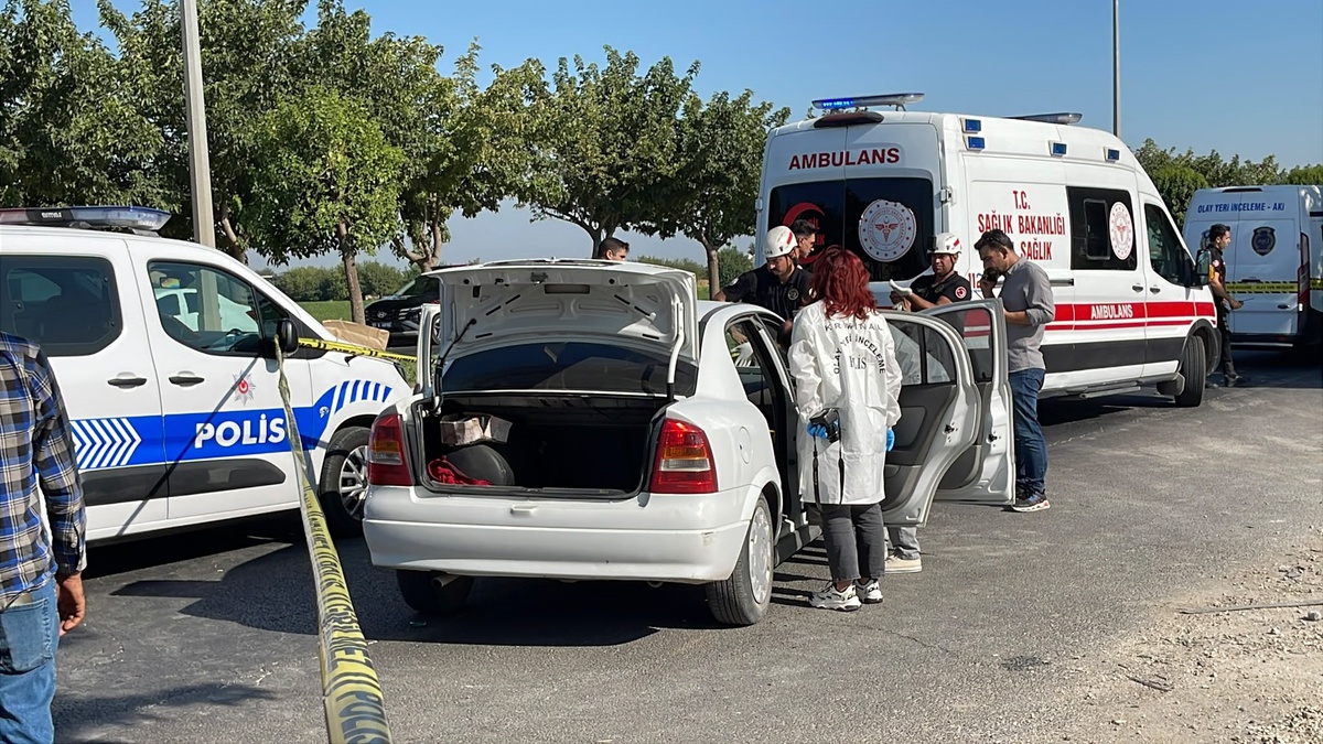 Şanlıurfa\'da Bıçaklı ve Tüfekli Saldırı: 1 Ölü, 2 Yaralı