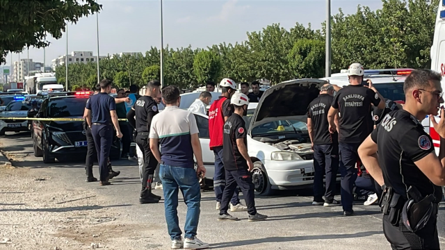 Kırmızı ışıkta kanlı pusu: 1 ölü, 2 yaralı
