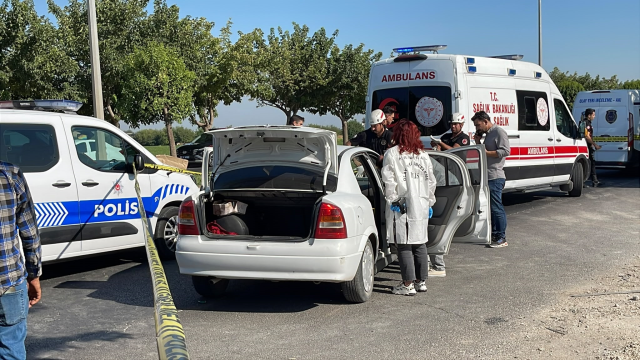 Kırmızı ışıkta kanlı pusu: 1 ölü, 2 yaralı