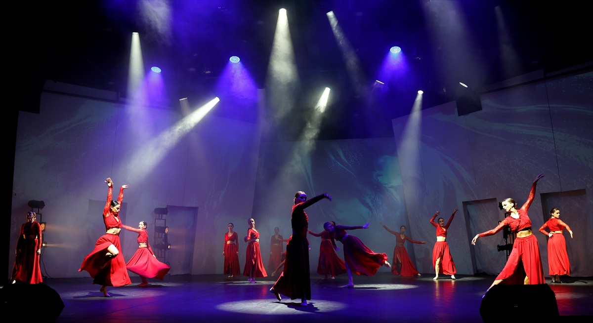 Bodrum Bale Festivali\'nde Kosova Ulusal Balesi