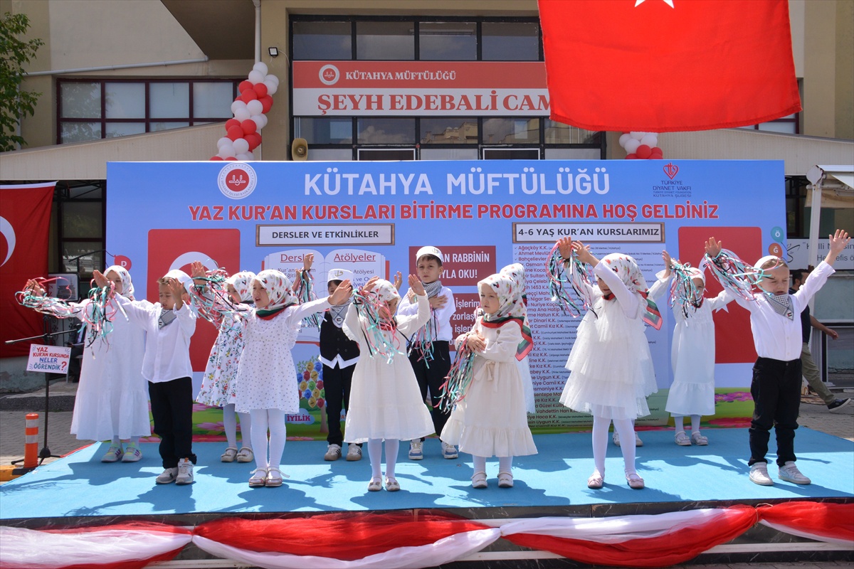 Kütahya\'da Yaz Kur\'an Kursları Coşkuyla Tamamlandı