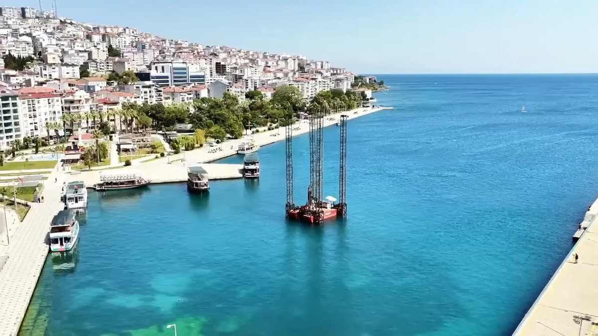 Sinop\'ta Kruvaziyer Limanı Projesi Devam Ediyor