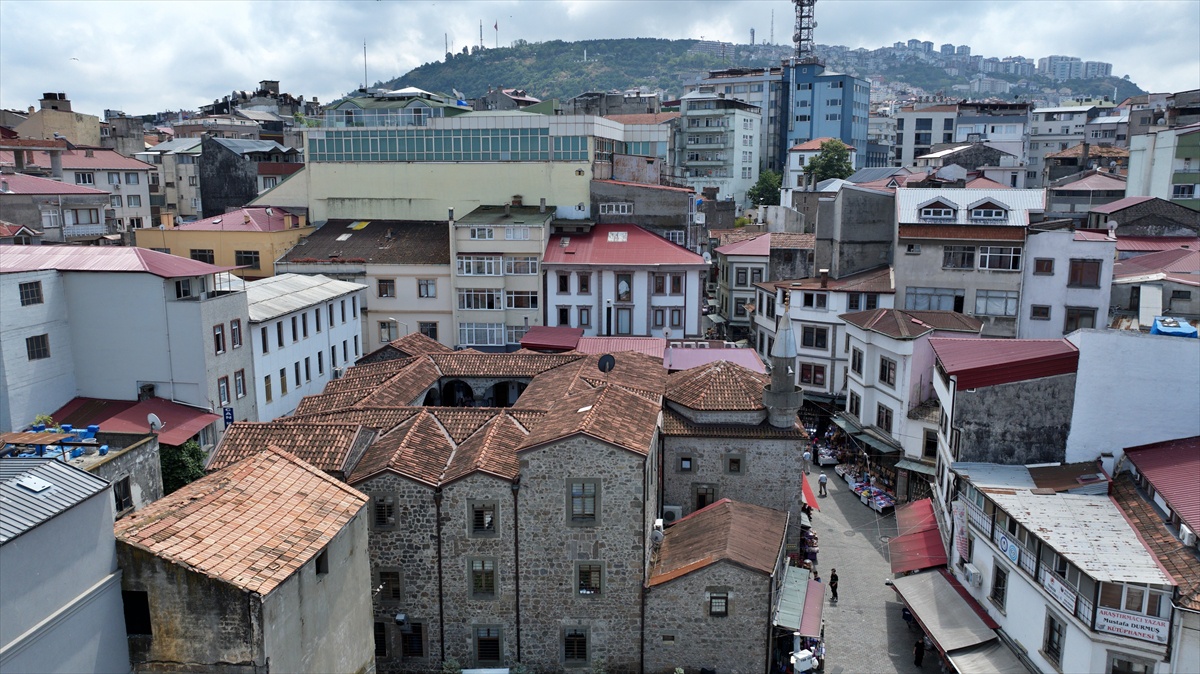 Kemeraltı Çarşısı: Trabzon\'un Tarihi Ticaret Merkezi