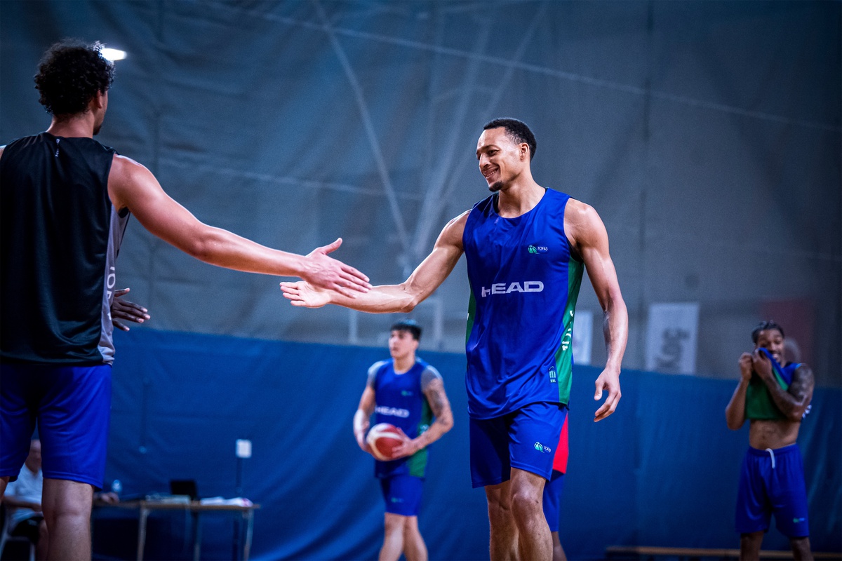 TOFAŞ Basketbol Takımı Hazırlıklara Başladı