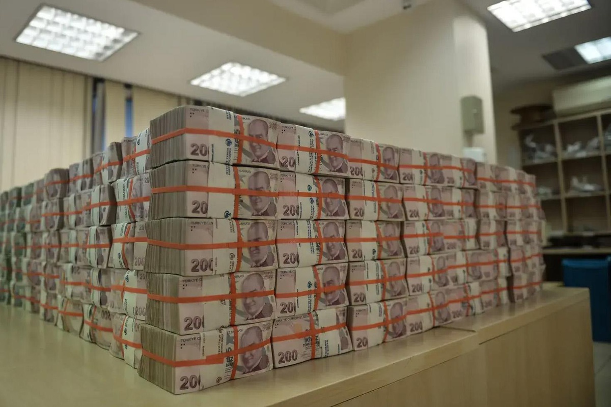 Türkiye\'nin vergi rekortmeni kurumları! BİM\'in sıralaması şaşırttı