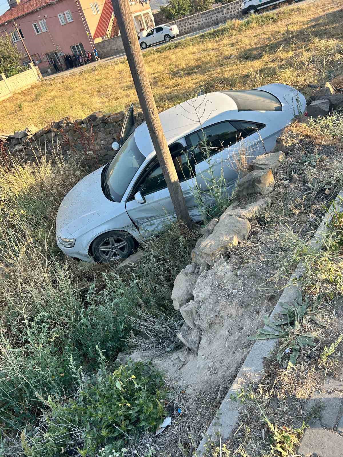 Tomarza\'da Trafik Kazası: 2 Yaralı