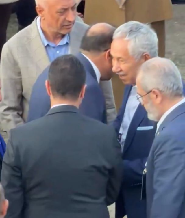 Bülent Arınç, AK Parti'nin 25. yıl kutlamasına katıldı