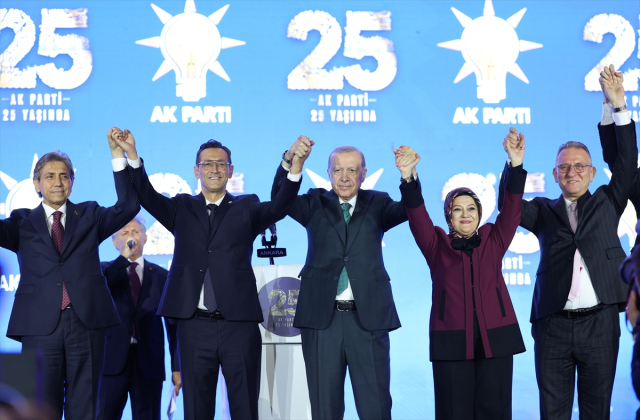 3 farklı partiden 7 belediye başkanı AK Parti'de! İşte o isimler