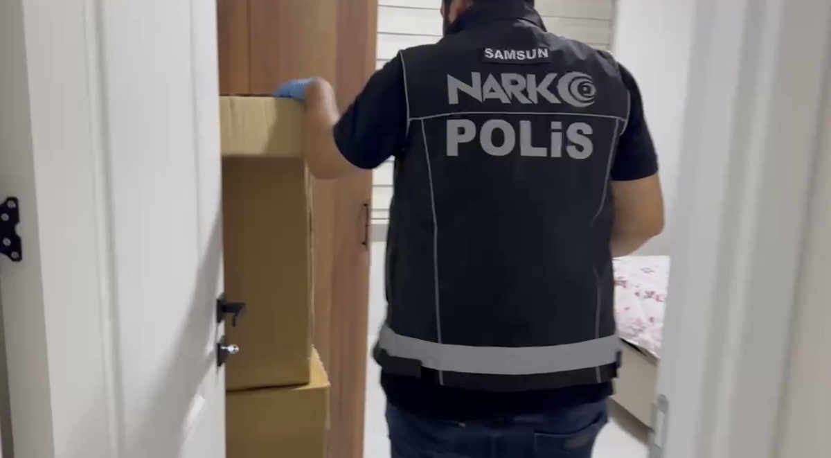 Samsun\'da Uyuşturucu Operasyonu: 46 Bin Hap Ele Geçirildi
