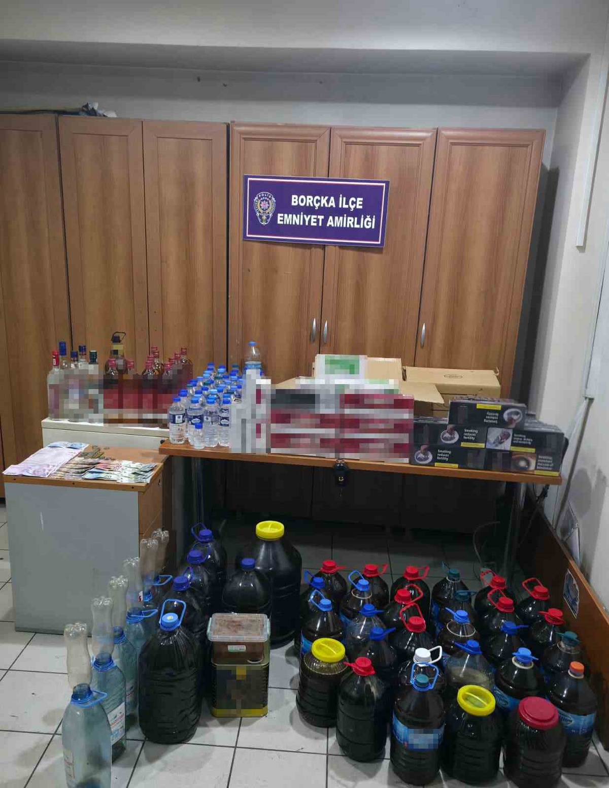 Artvin\'de Kaçak Bal Operasyonu: 304 Kilo Ele Geçirildi