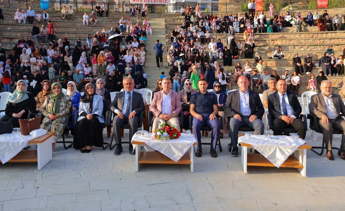 Bayburt\'ta Yaz Kur\'an Kursları Kapanış Programı
