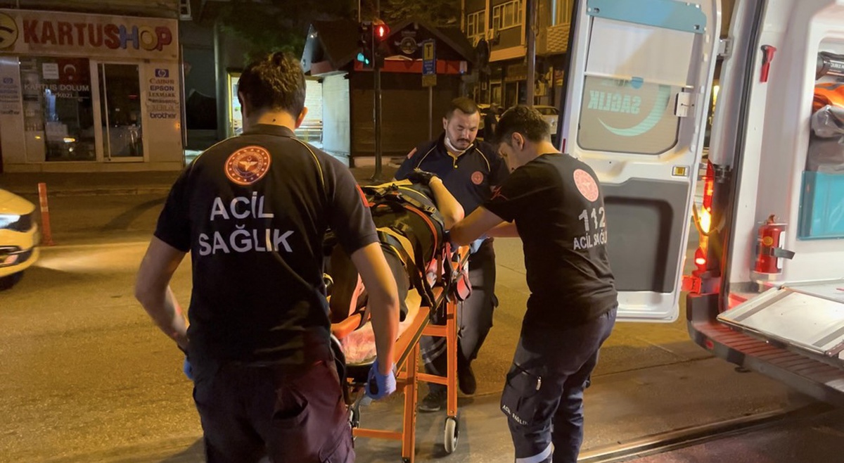 Osmangazi\'de Motosiklet Kazası: Kadın Sürücü Yaralandı