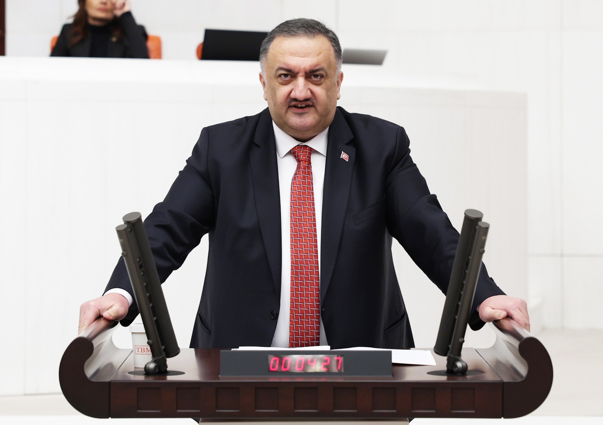 DEVA Partisi\'nden AK Parti Eleştirisi