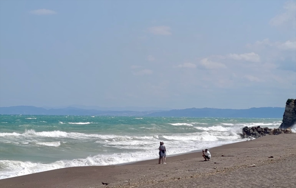 Düzce Akçakoca\'da Denize Giriş Yasak