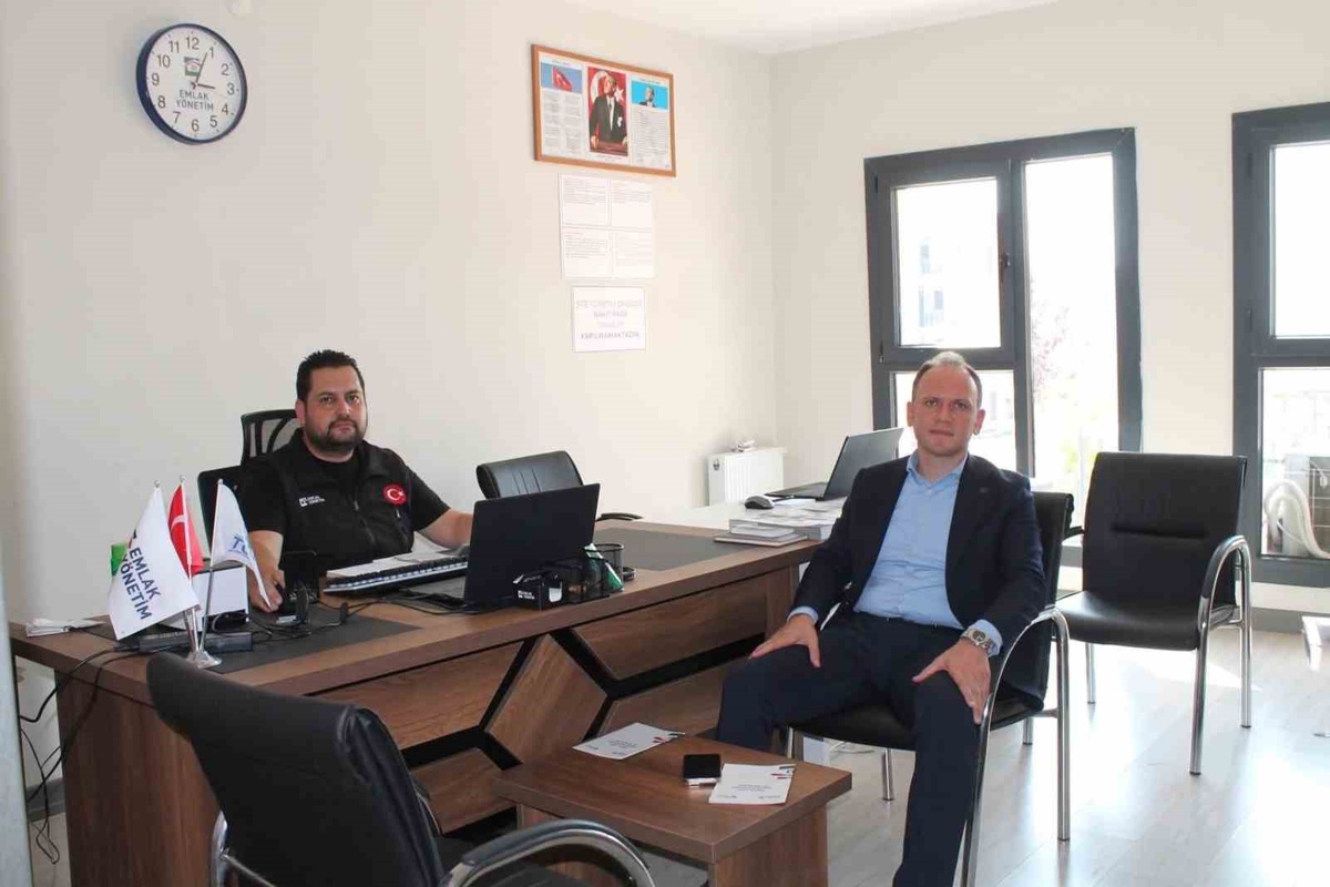 Kaymakam Akpınar, Erzin\'deki Konutları İnceledi