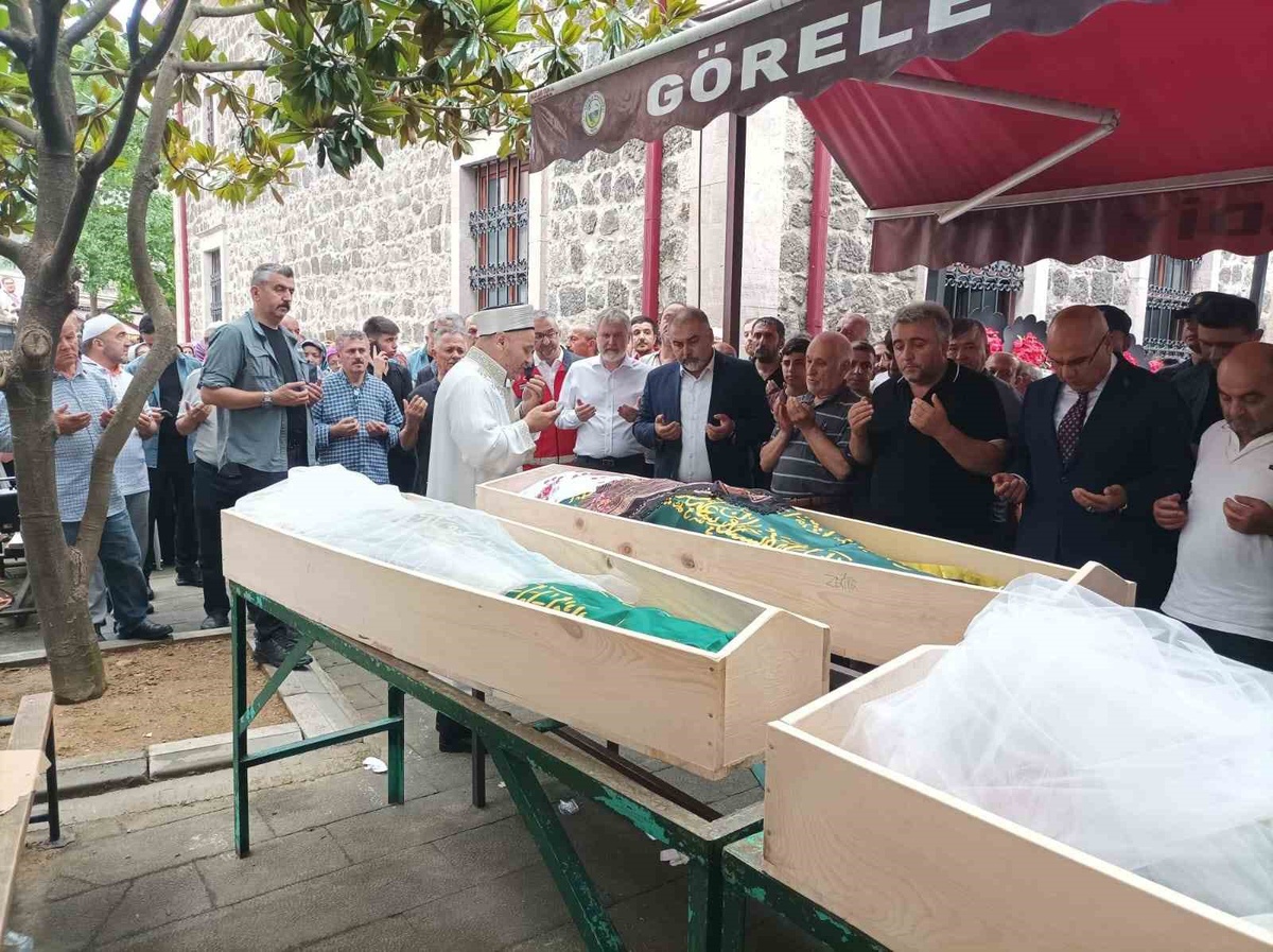 Giresun\'da Sel Faciası: Anne ve İki Kızı Hayatını Kaybetti