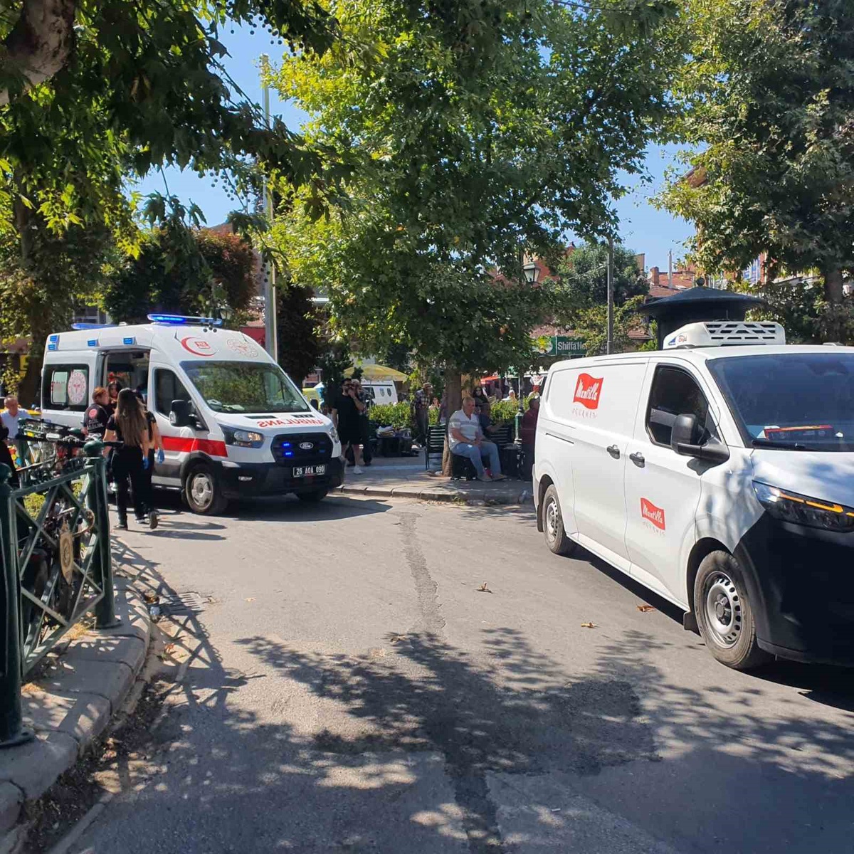Minibüs Hatalı Park Edince Ambulans Gecikti