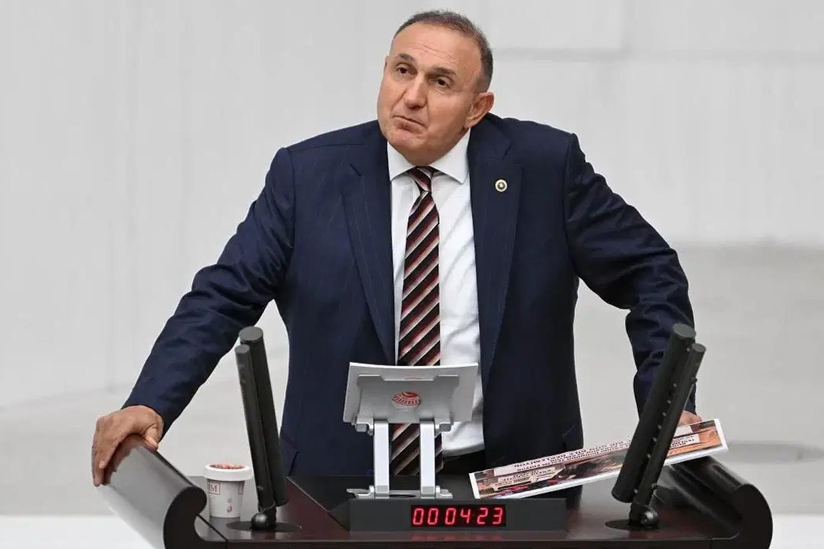 İYİ Parti Aydın Milletvekili Ömer Karakaş, partisinden istifa etti