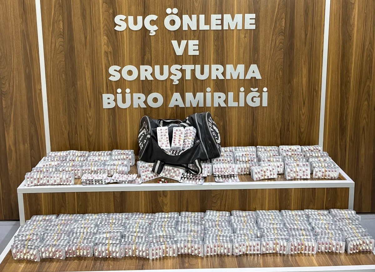 Uyuşturucu Operasyonu: 9 Bin Hap Ele Geçirildi