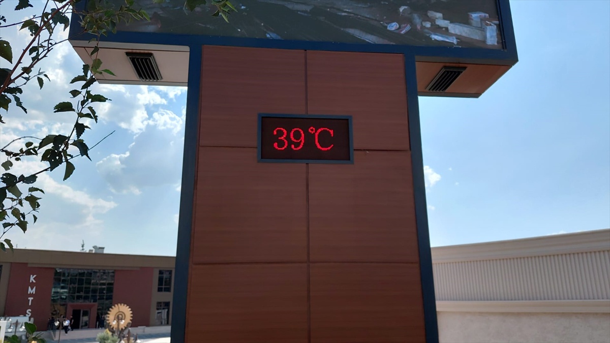 Kahramanmaraş\'ta Sıcaklık 39 Dereceyi Buldu