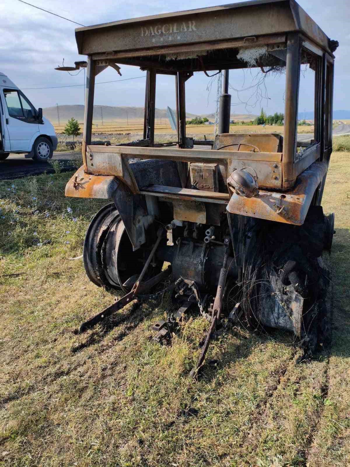 Kars\'ta Traktör Yangını