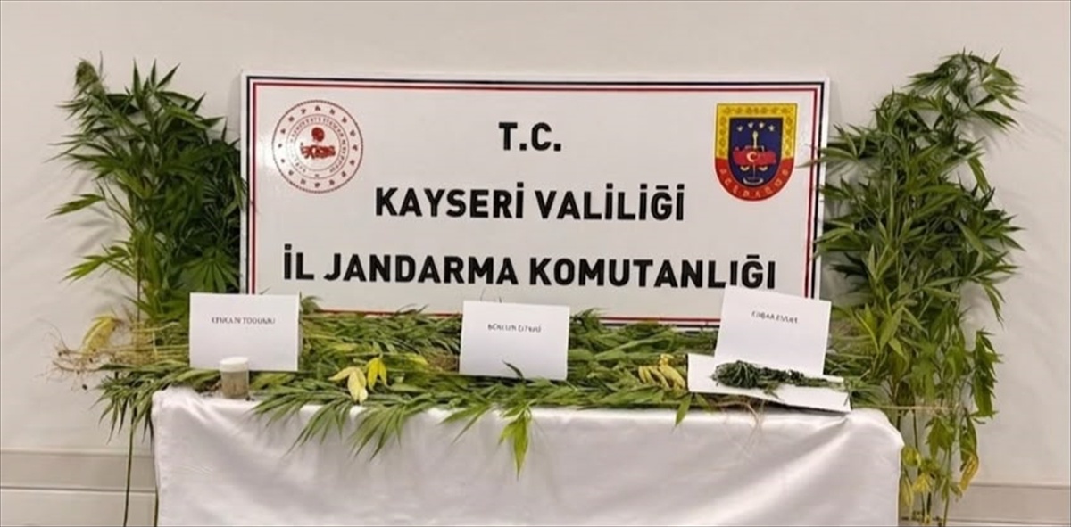 Kayseri\'de Uyuşturucu Operasyonu: 2 Gözaltı