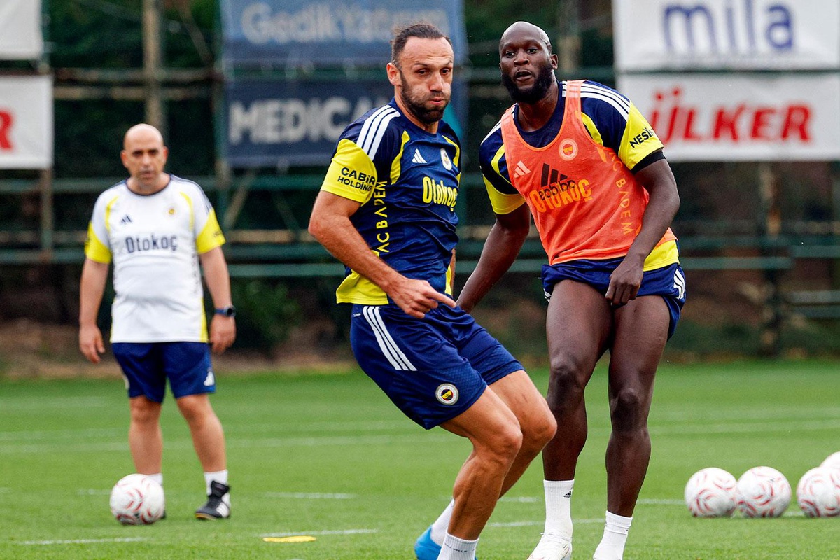 Lukaku oynayacak mı? Fenerbahçe\'nin Gençlerbirliği kamp kadrosunda 13 eksik