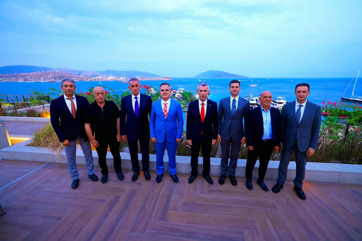 Futbolda Birlik ve Dostluk Toplantısı