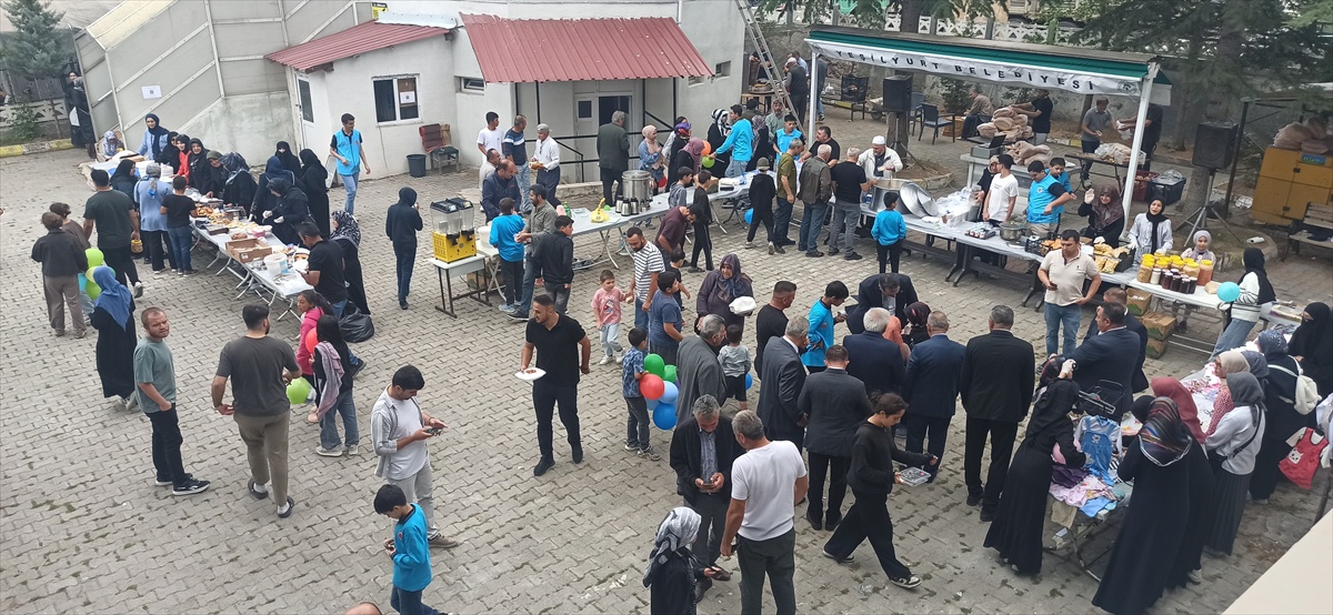Gazze Yetimleri için Kermes Düzenlendi