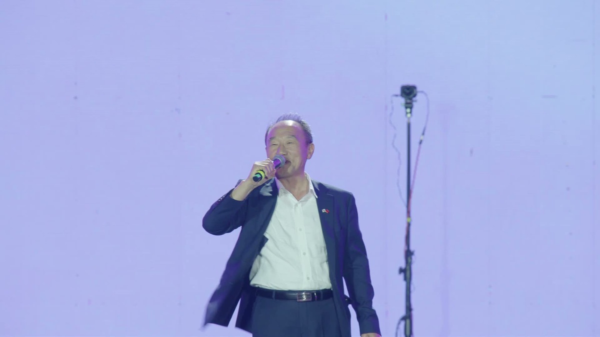 ATEEZ İstanbul\'da Hayranlarıyla Buluştu