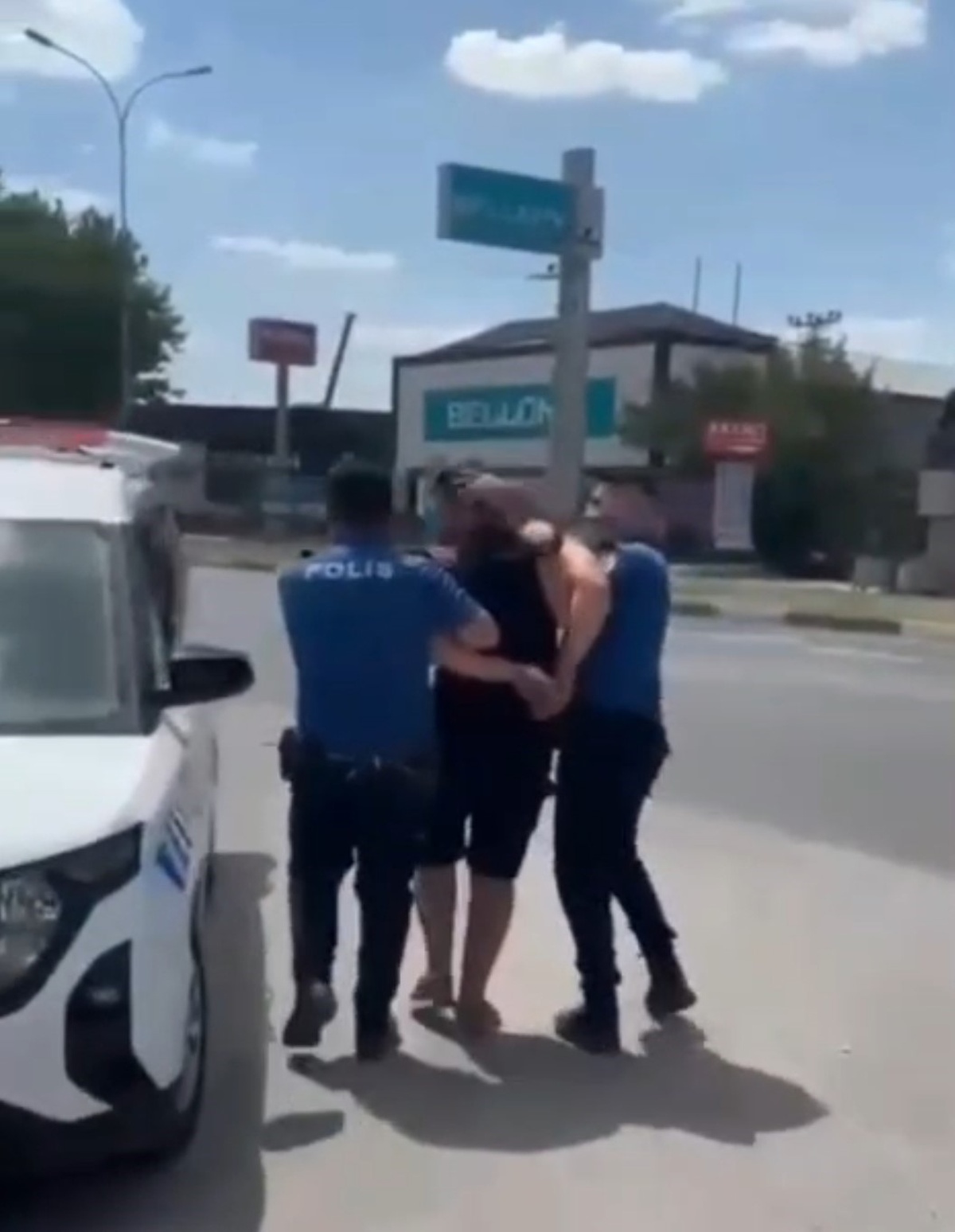 Kütahya\'da Gizli Şahıs ve Uyuşturucu Ele Geçirildi