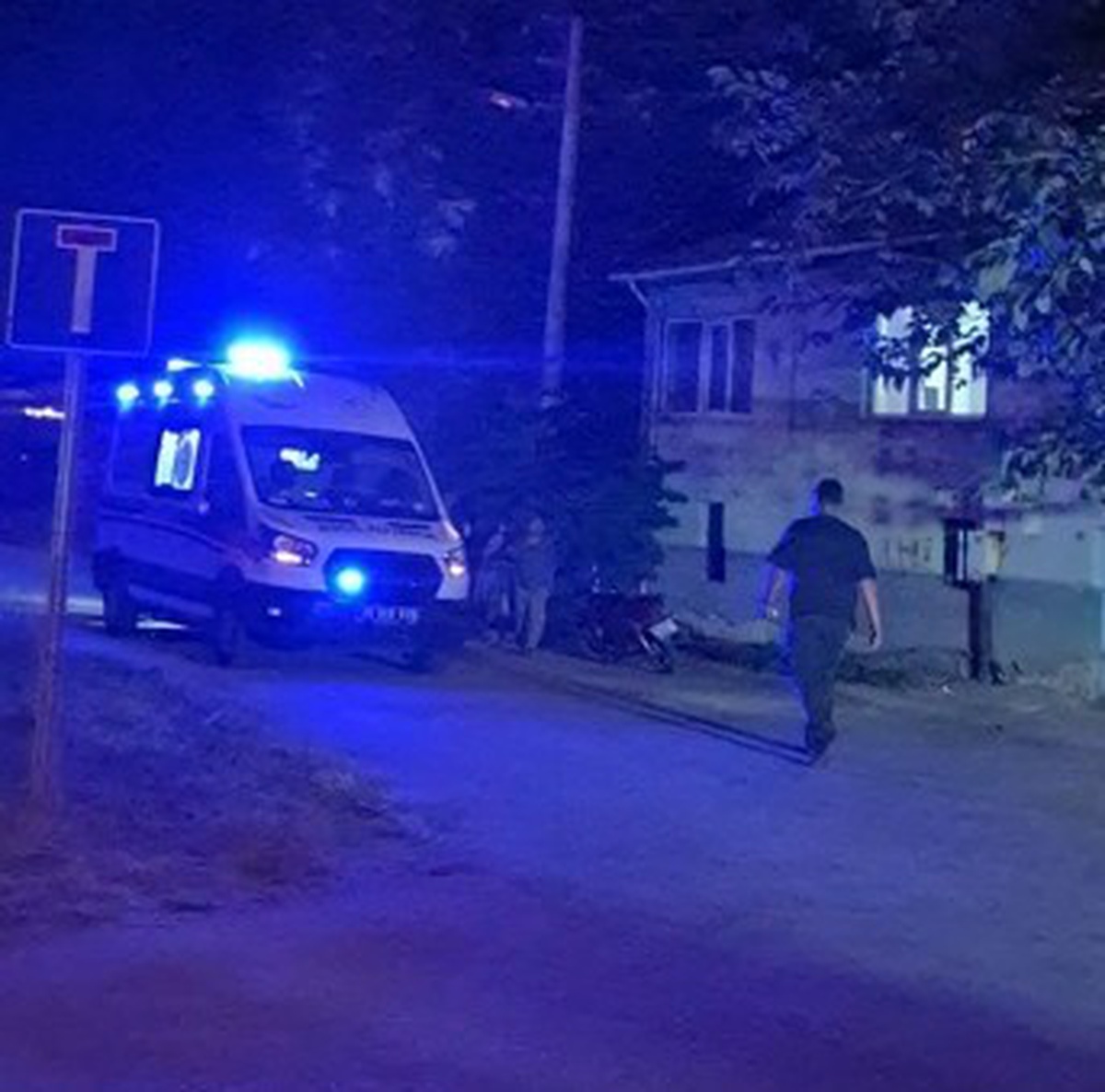 Eskişehir\'de Aile İçi Kavga: Kadın Sinir Krizi Geçirdi