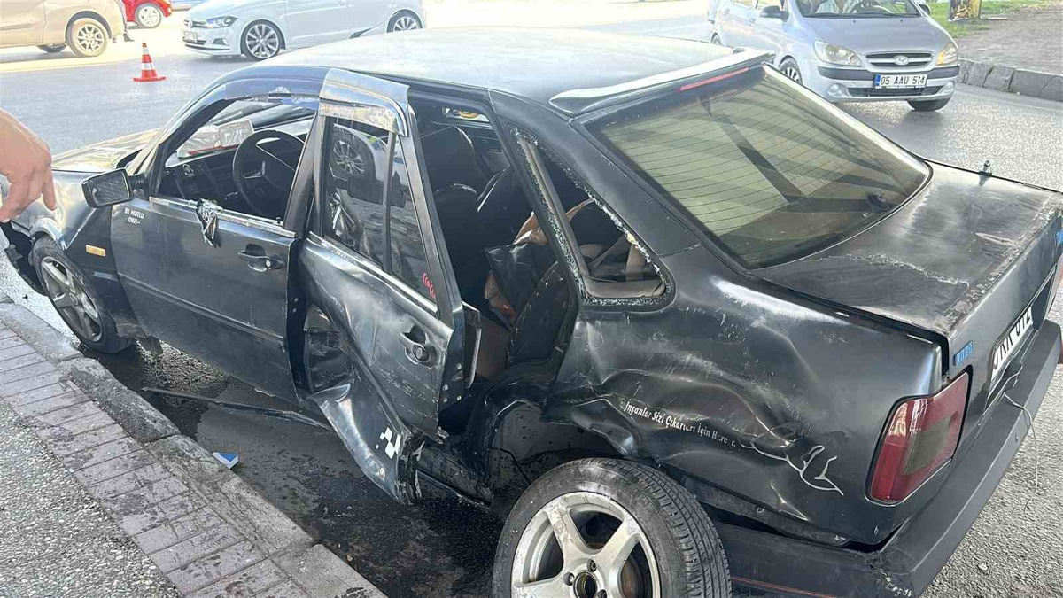 Samsun\'da Trafik Kazası: 1 Yaralı
