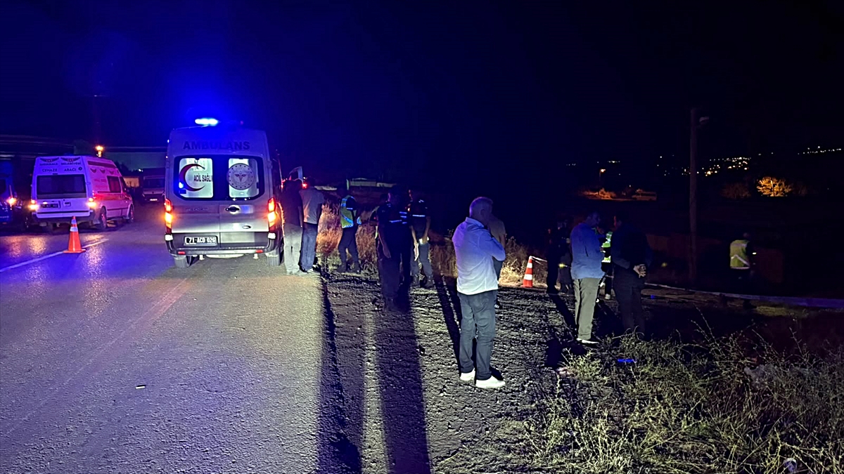 Kırıkkale\'de Trafik Kazası: 1 Ölü, 2 Yaralı
