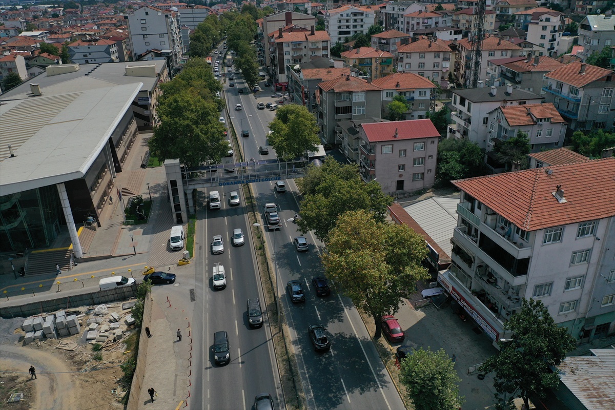 Gölcük\'te Deprem Dirençli Binalar Yenileniyor