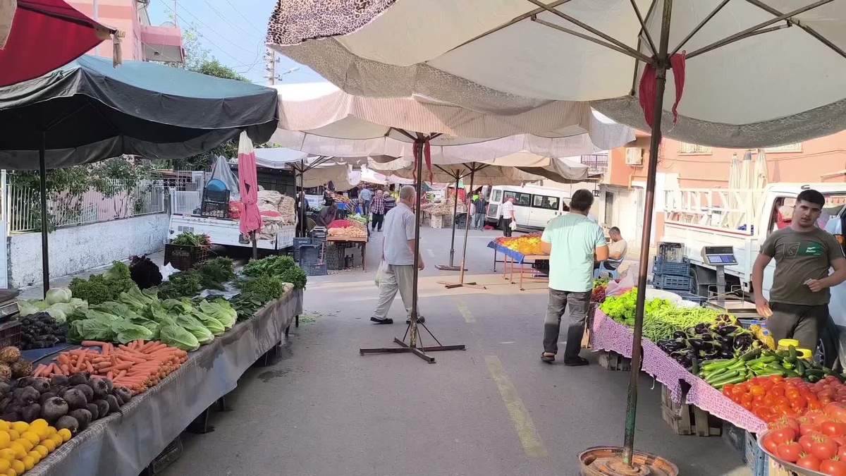 Kadirli\'de Yaz Meyveleri Çok Pahalı