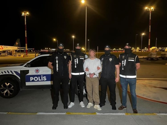 Kırmızı bültenle aranan örgüt lideri, tüm engellemelere rağmen Türkiye'ye getirildi