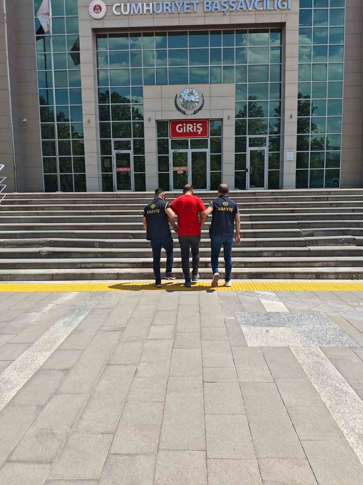 Tekirdağ\'da 74 Suçlu Yakalandı