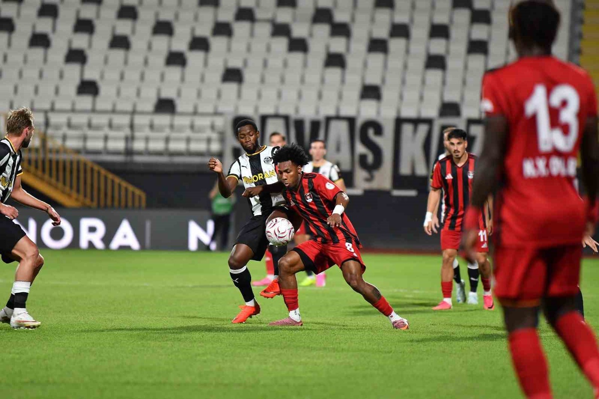 Trendyol 1. Lig: Manisa FK sahasında Vanspor'u 4-1 mağlup etti