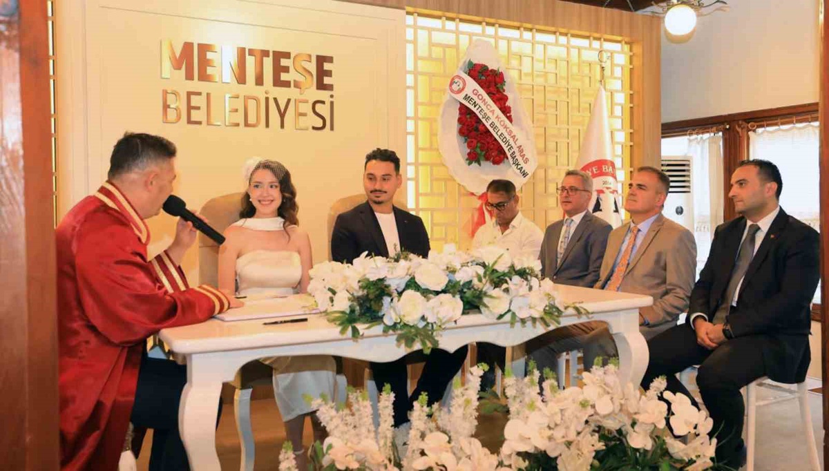 Vali Akbıyık, Şehit Ailesinin Nikahında Şahit Oldu