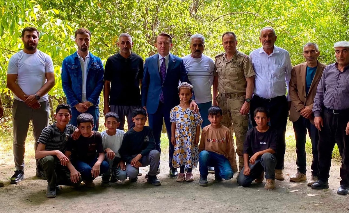 Kaymakam Hülür\'den Çocuklara Havuz Müjdesi