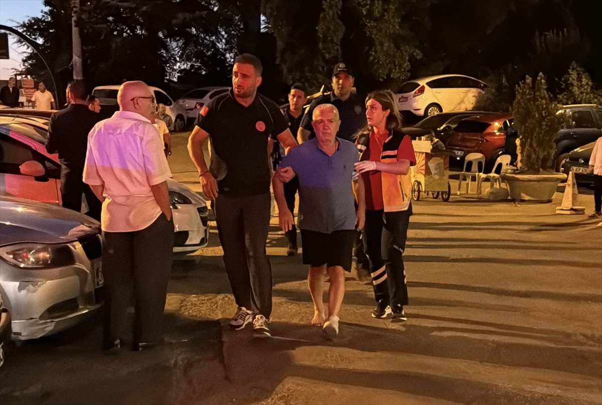 Zonguldak\'ta Kayalıklardan Düşen Yaşlı Adam Kurtarıldı