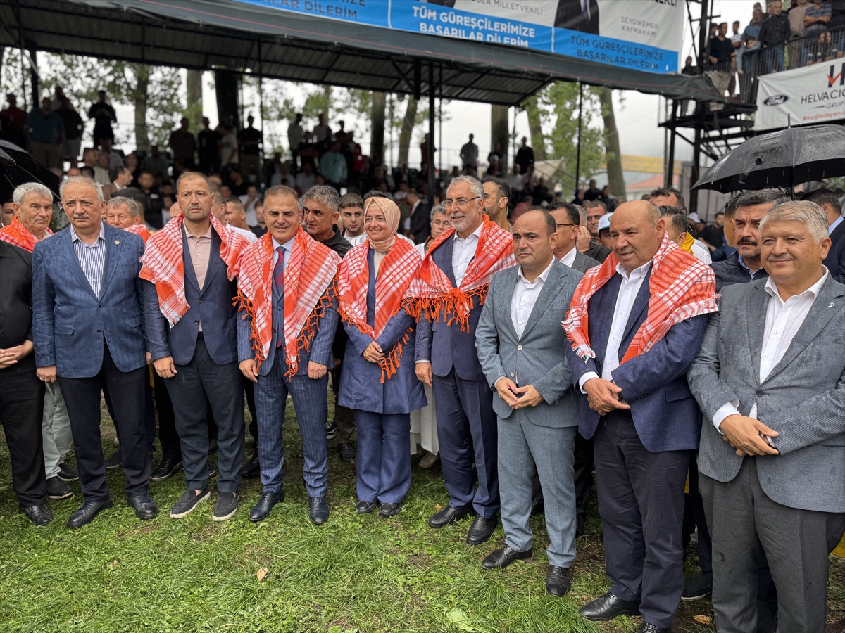 Seki Yağlı Pehlivan Güreşleri\'nde İsmail Koç Başpehlivan Oldu
