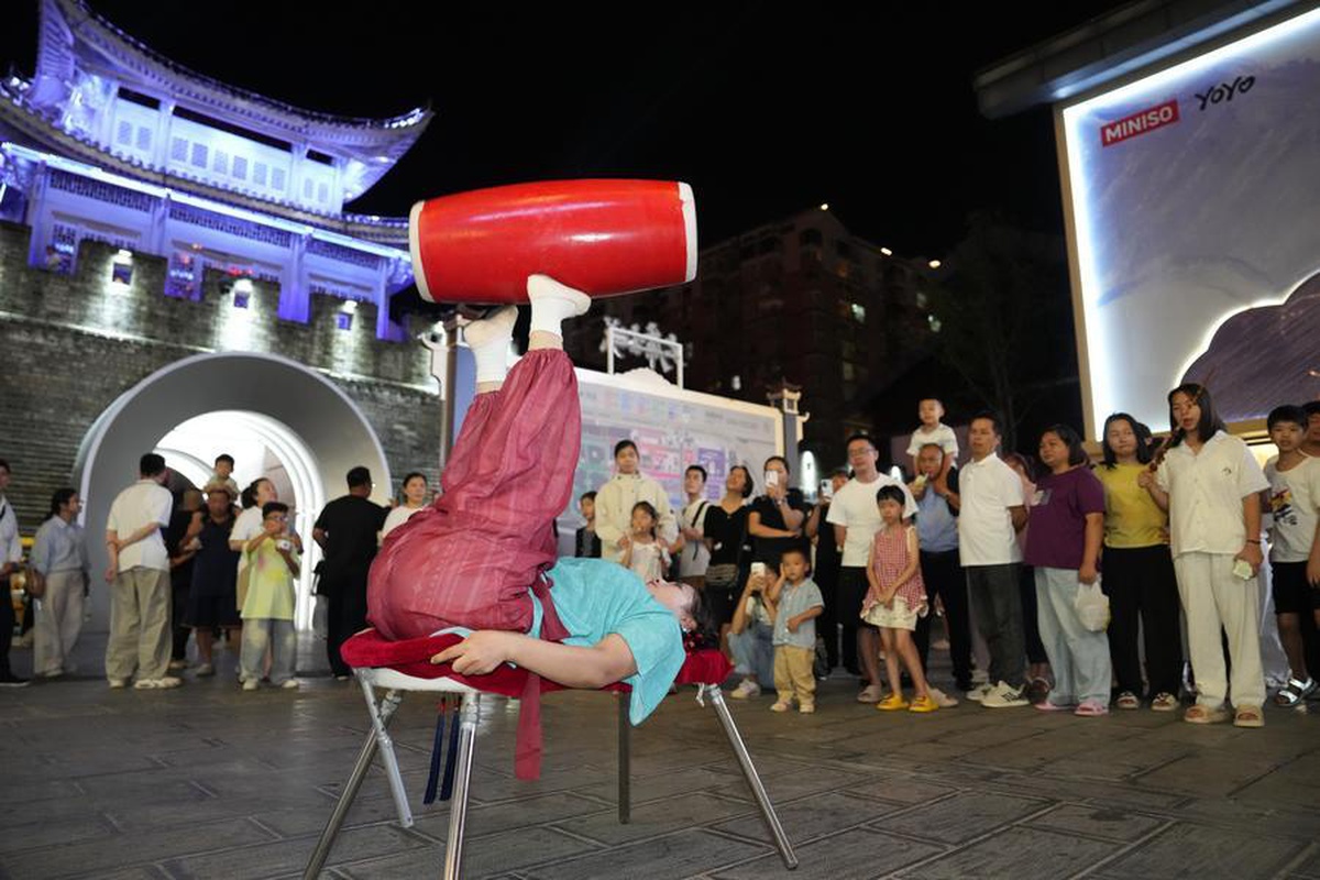 Zhangjiajie\'de Turizm Patlaması