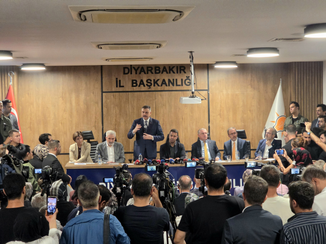 Bakan &Ccedil;ift&ccedil;i a&ccedil;ıkladı: S&uuml;leymancıların kullandığı haberleşme ağı ifşa oldu