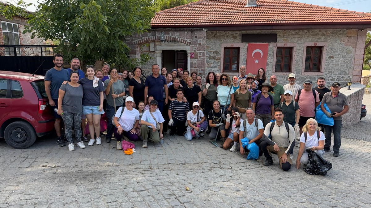 Yangın Sonrası Temizlik Etkinliği